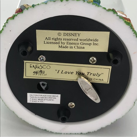 Disney Princess Musical Water Globe Snow White - Picture 4 of 5